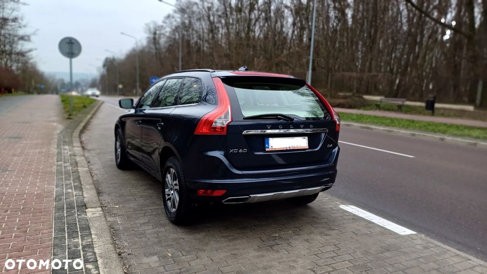 Volvo XC 60 D4 Drive-E Momentum - 17