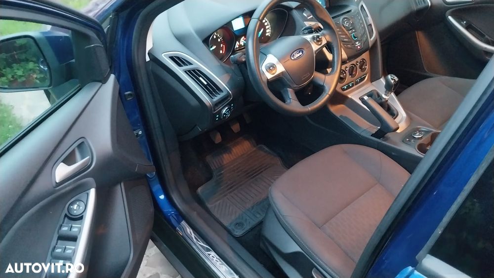 Ford Focus 1.0 EcoBoost ST-Line - 11