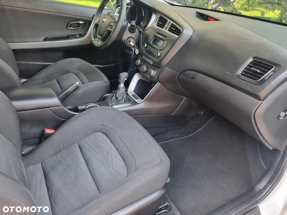 Kia Ceed 1.6 GDI Business Line - 27