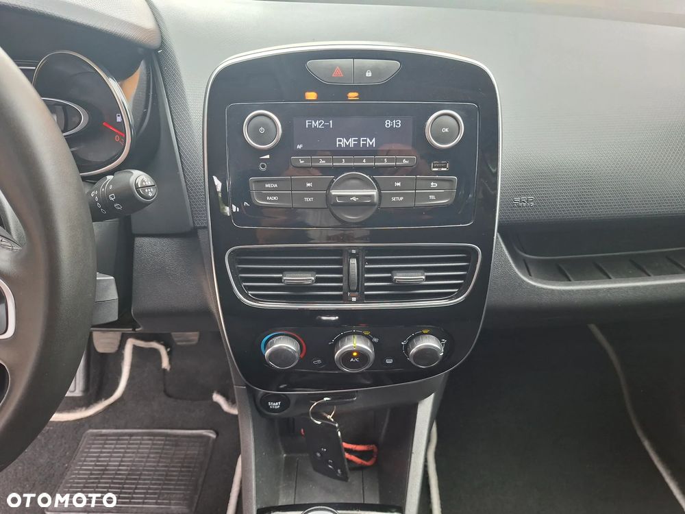 Renault Clio 0.9 TCe Limited - 19