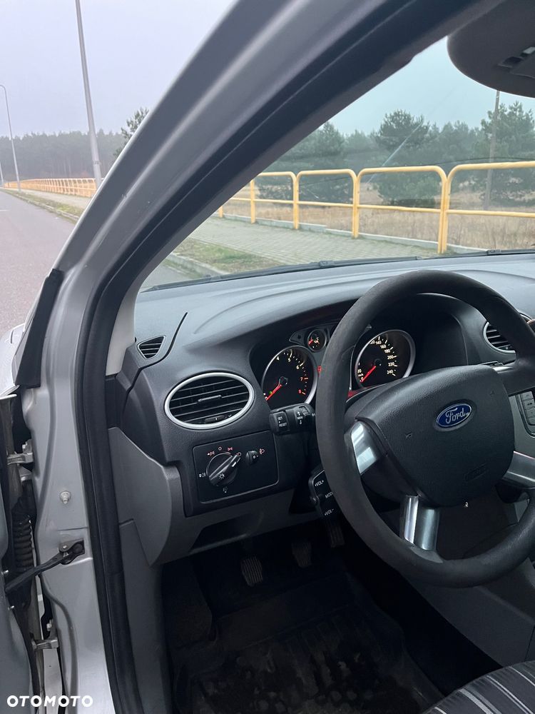 Ford Focus 1.6 16V Silver Magic - 14