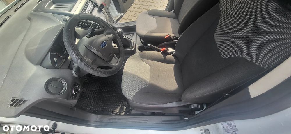 Ford Courier - 4