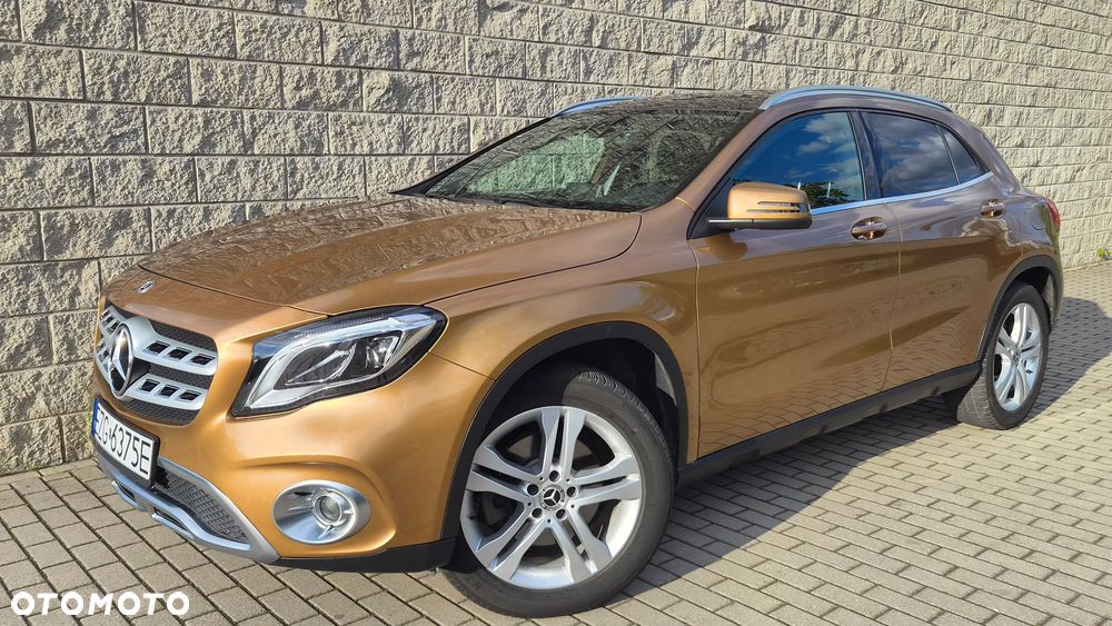 Mercedes-Benz GLA 250 4Matic 7G-DCT - 1