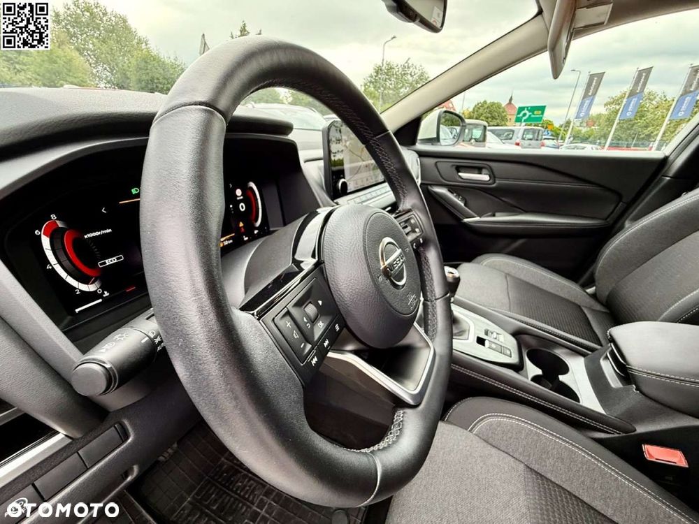 Nissan Qashqai 1.3 DIG-T mHEV N-Connecta - 30
