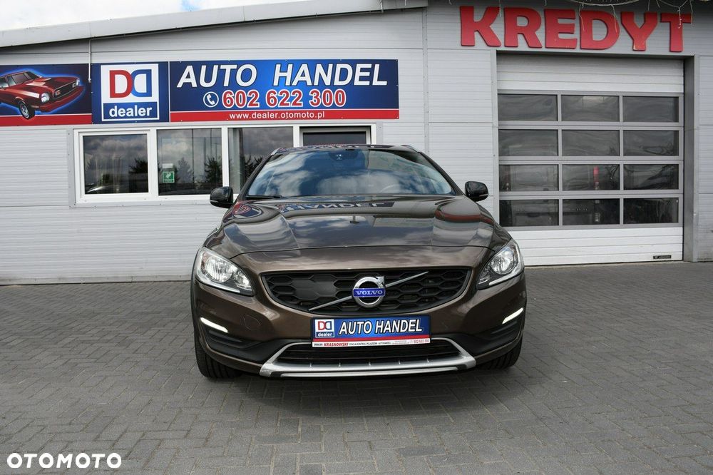 Volvo V60 Cross Country D3 Drive-E Summum - 6