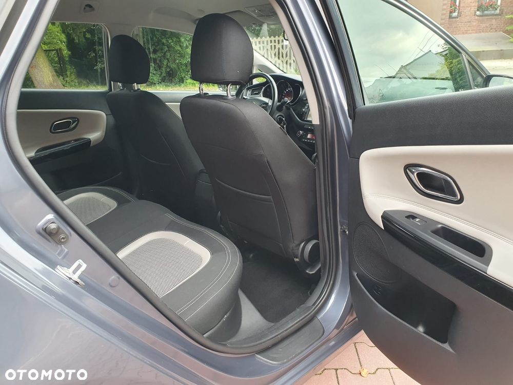 Kia Ceed 1.6 GDI XL - 14