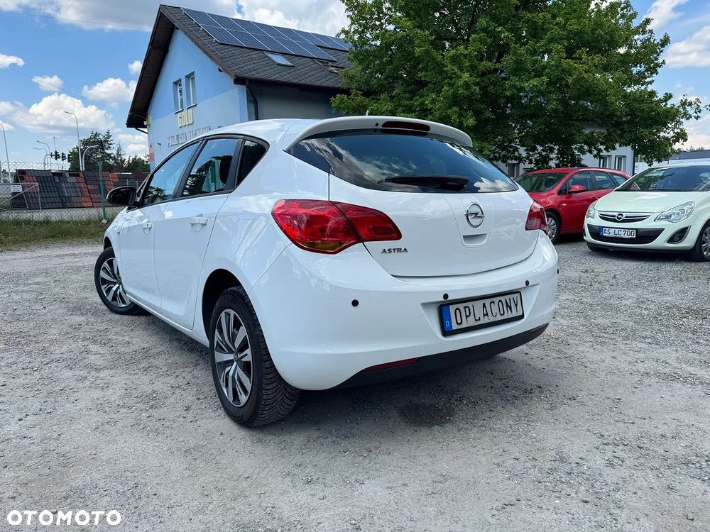Opel Astra - 6