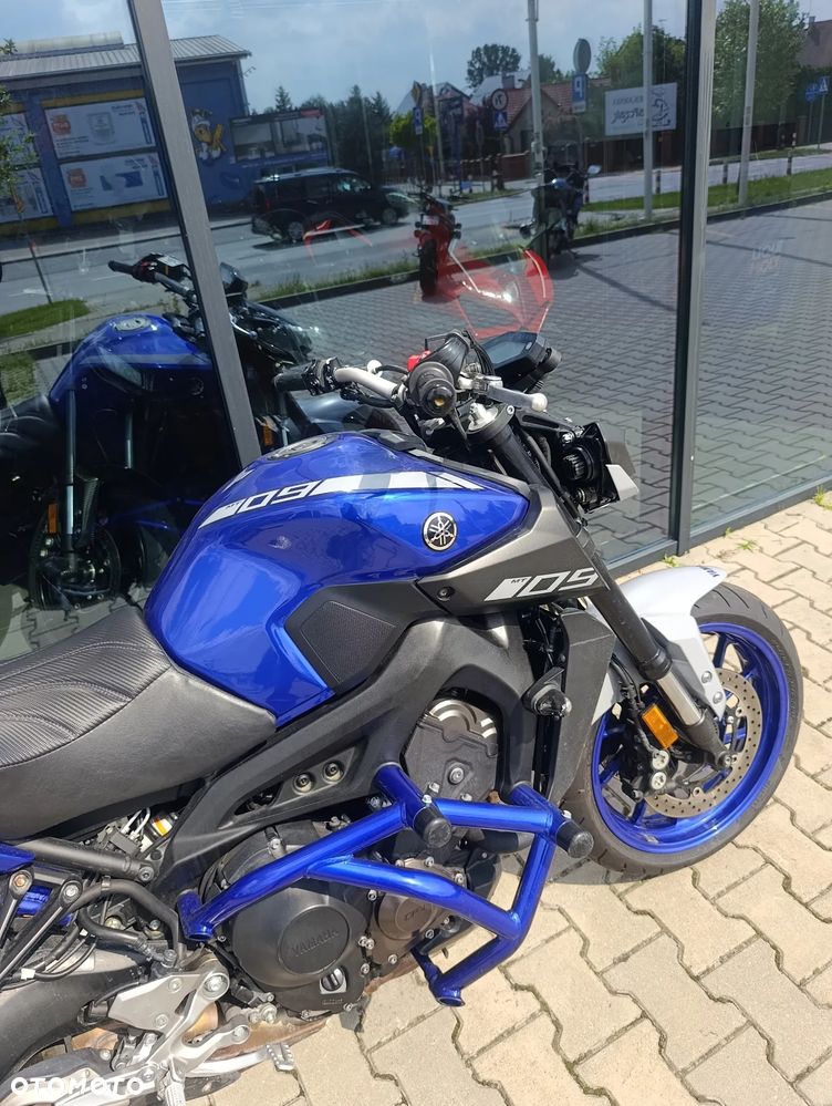 Yamaha MT - 11