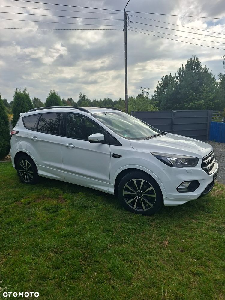 Ford Kuga - 10