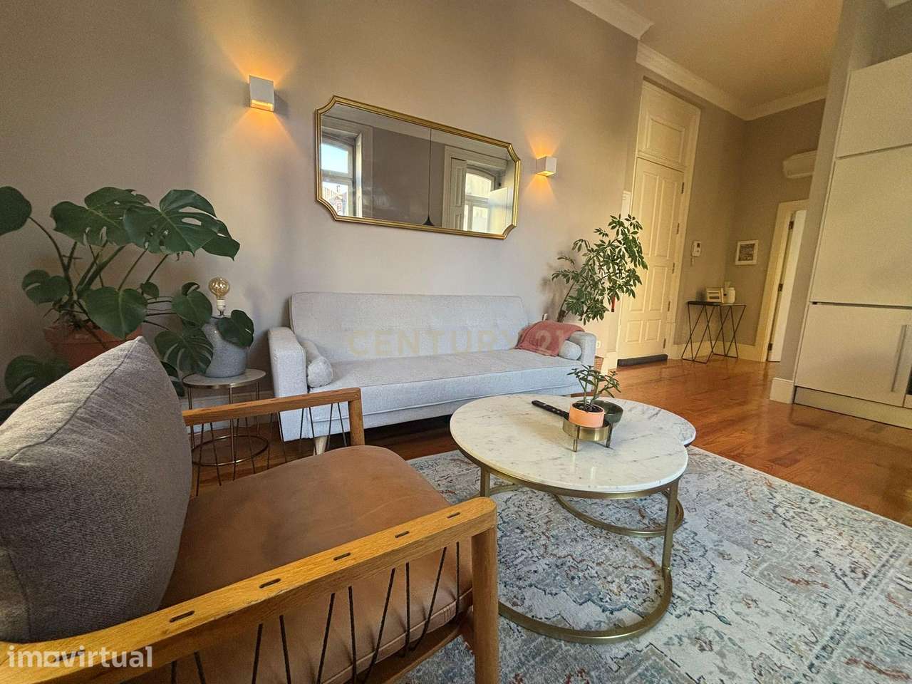 Apartamento T1 mobilado e renovado no Bonfim. Ótima localização - Grande imagem: 4/22