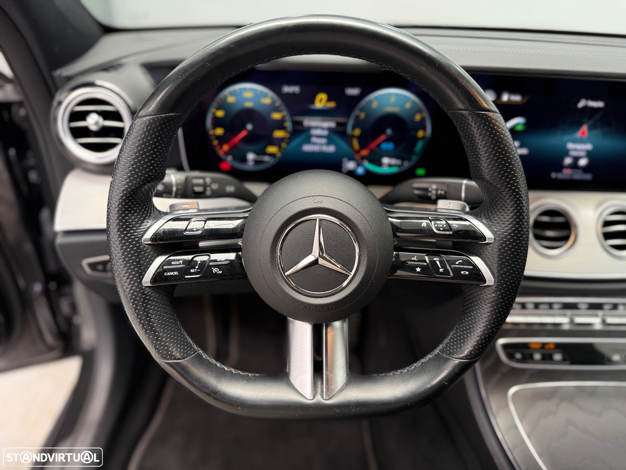 Mercedes-Benz E 300 de AMG Line - 8