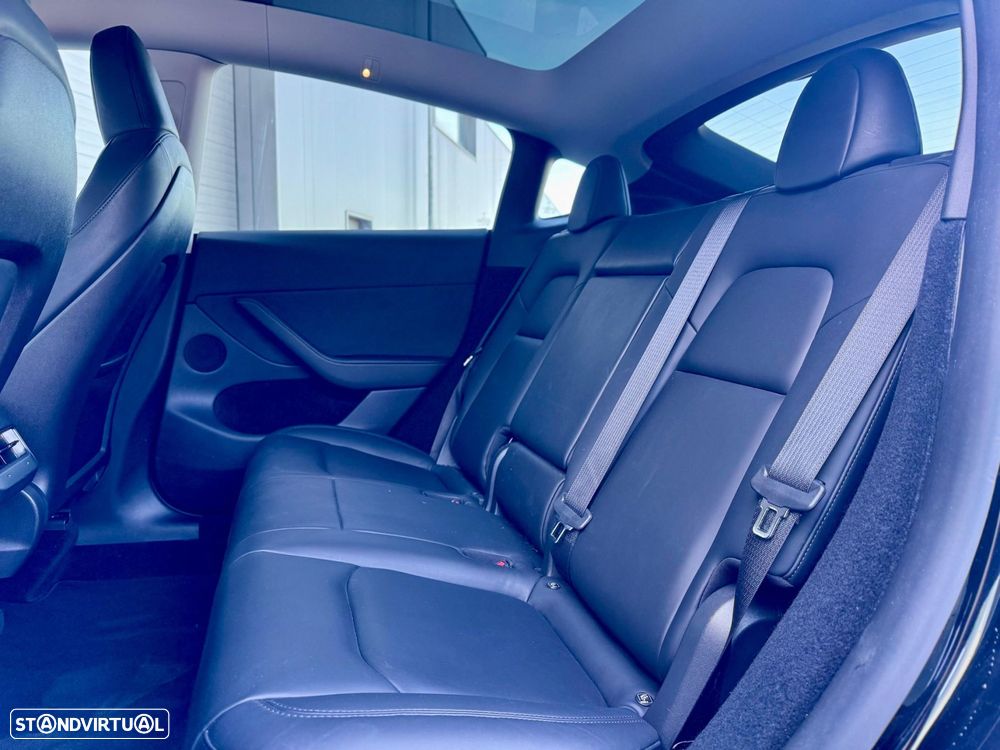 Tesla Model Y Long Range Tração Integral - 14