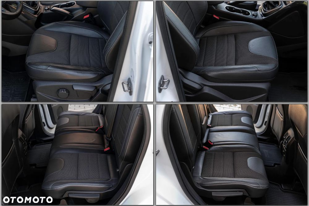Ford Kuga 2.0 TDCi 4x4 Titanium - 30