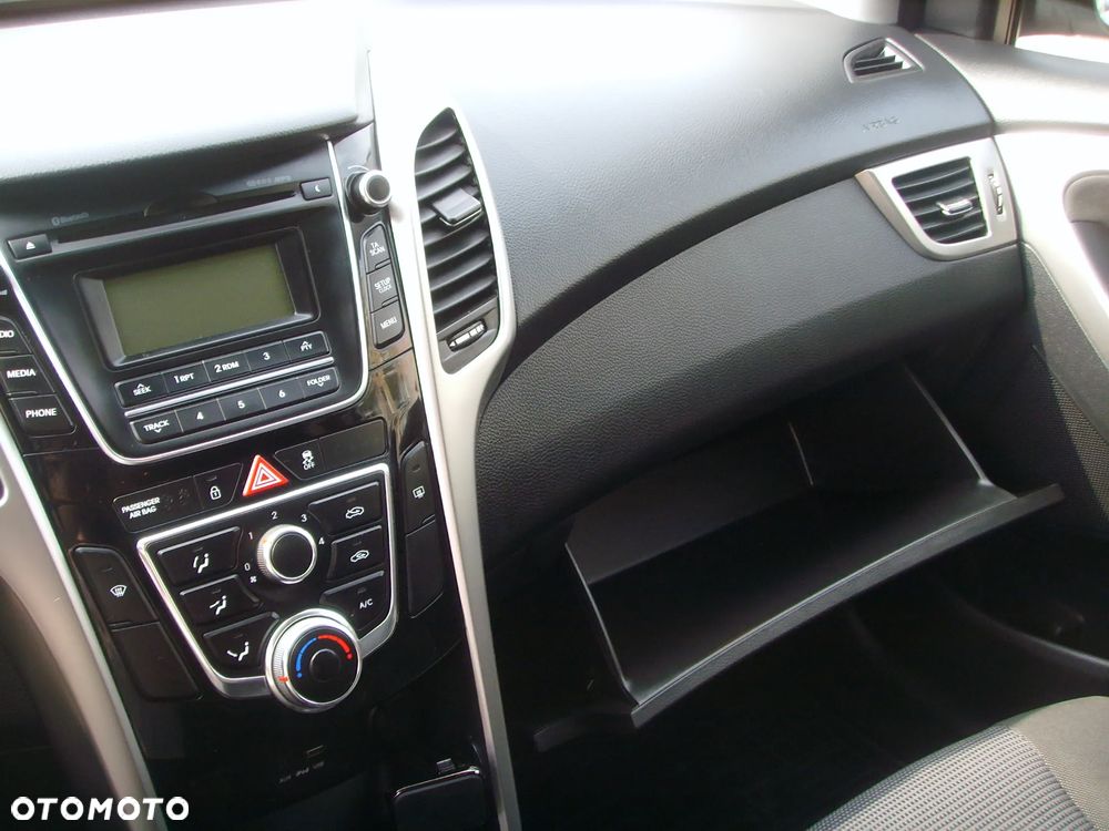 Hyundai i30 - 26