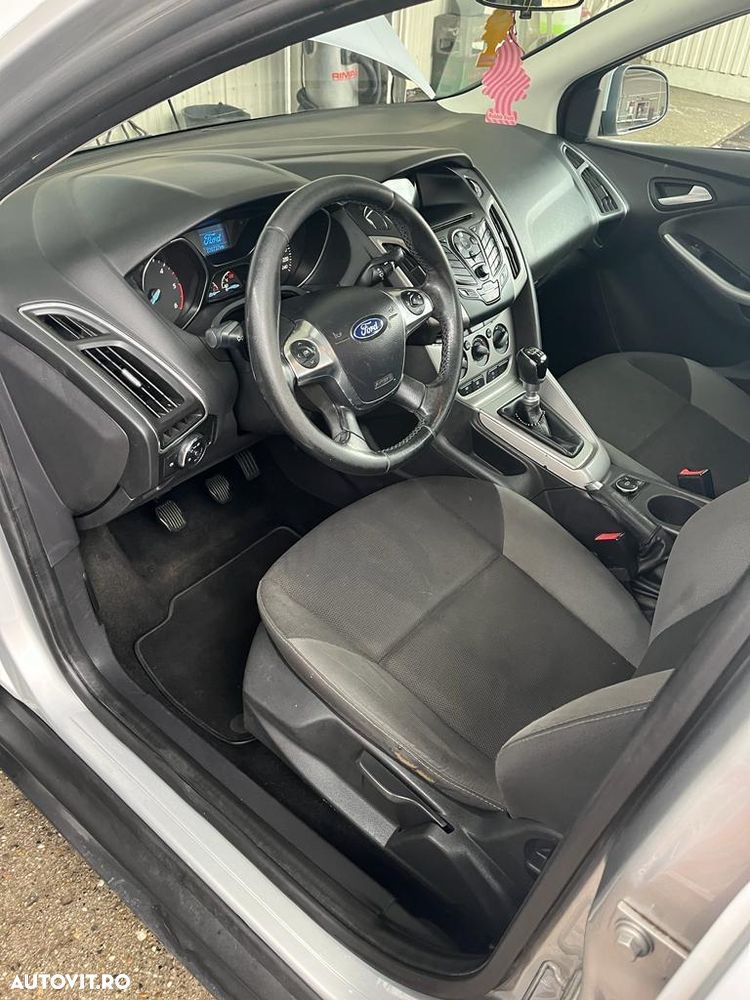 Ford Focus 2012 photo 4