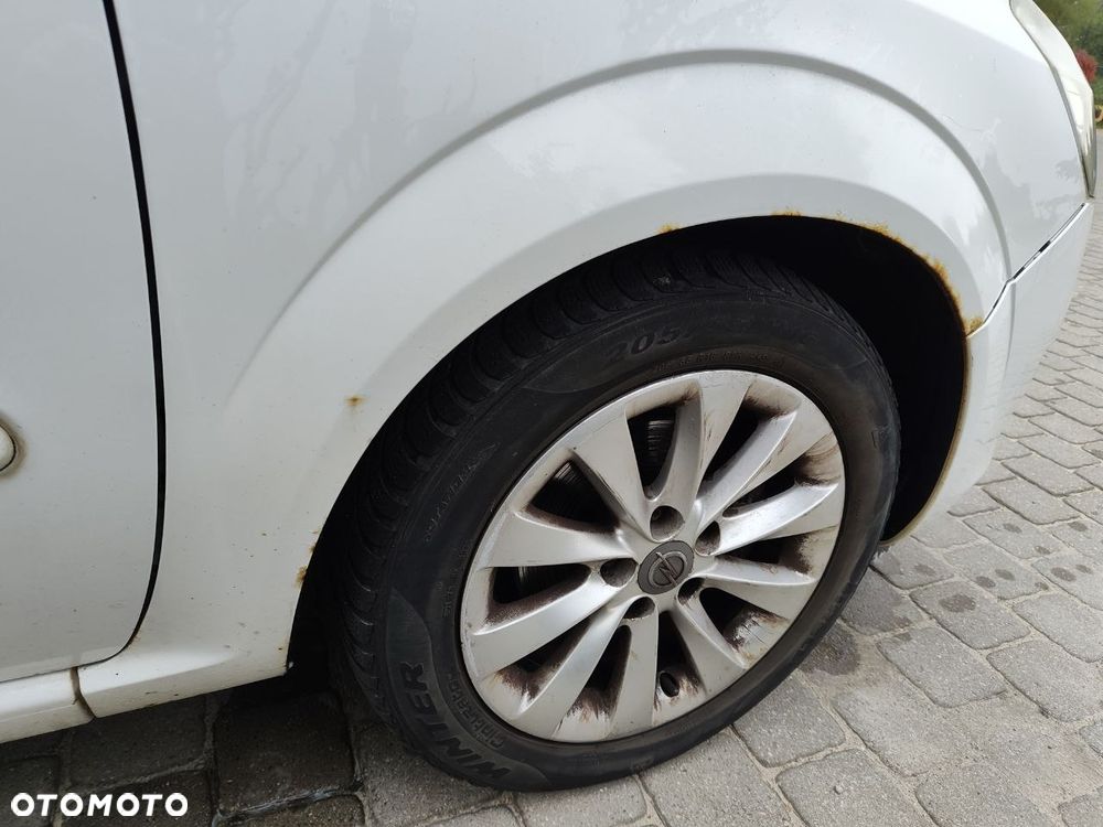 Opel Zafira - 13