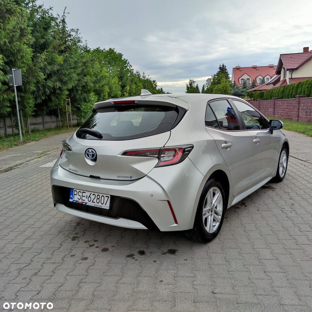 Toyota Corolla - 4