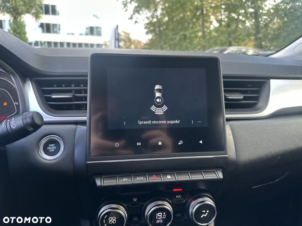 Renault Captur - 25