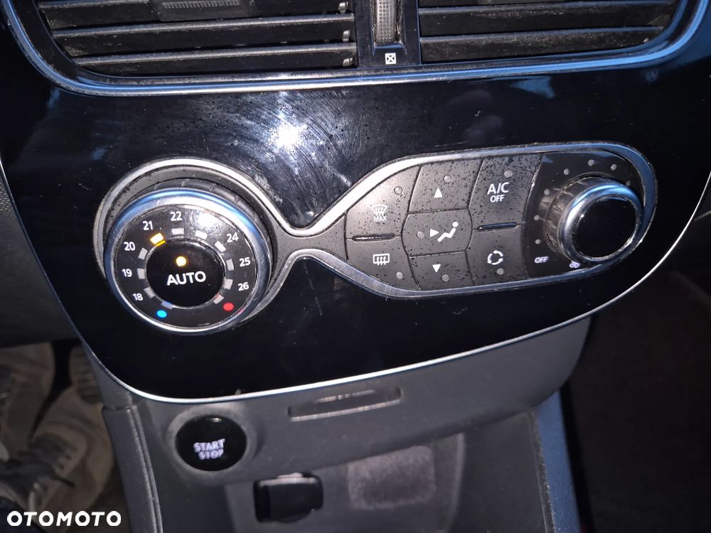 Renault Clio - 21