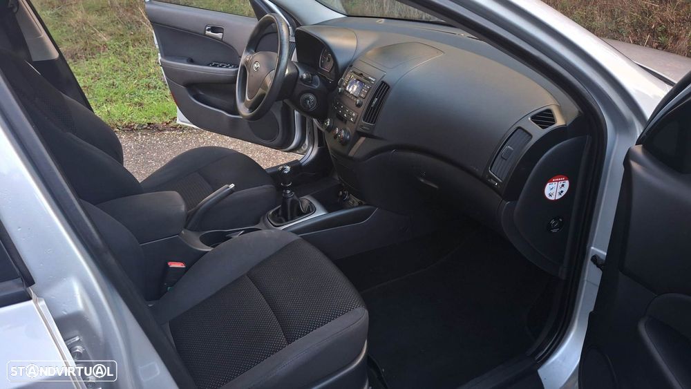 Hyundai i30 CW 1.4 CVVT Blue Comfort - 26