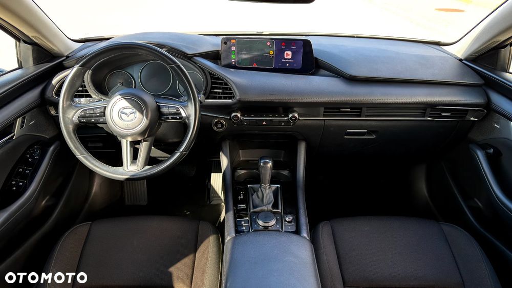 Mazda 3 - 8
