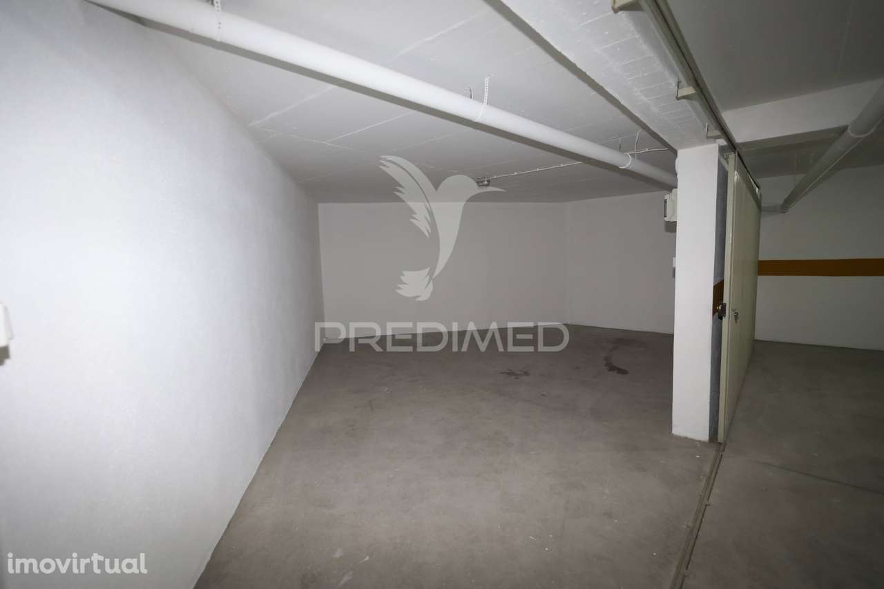 Apartamento T2+2 - Grande imagem: 2/28