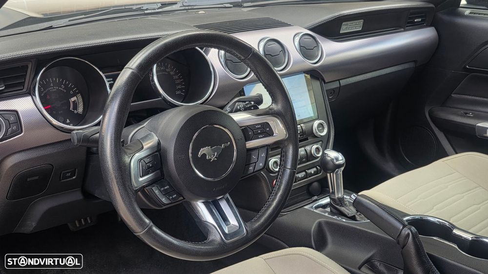 Ford Mustang 2.3i EcoBoost Aut. - 57