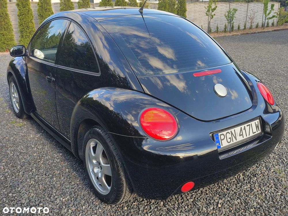 Volkswagen New Beetle - 13