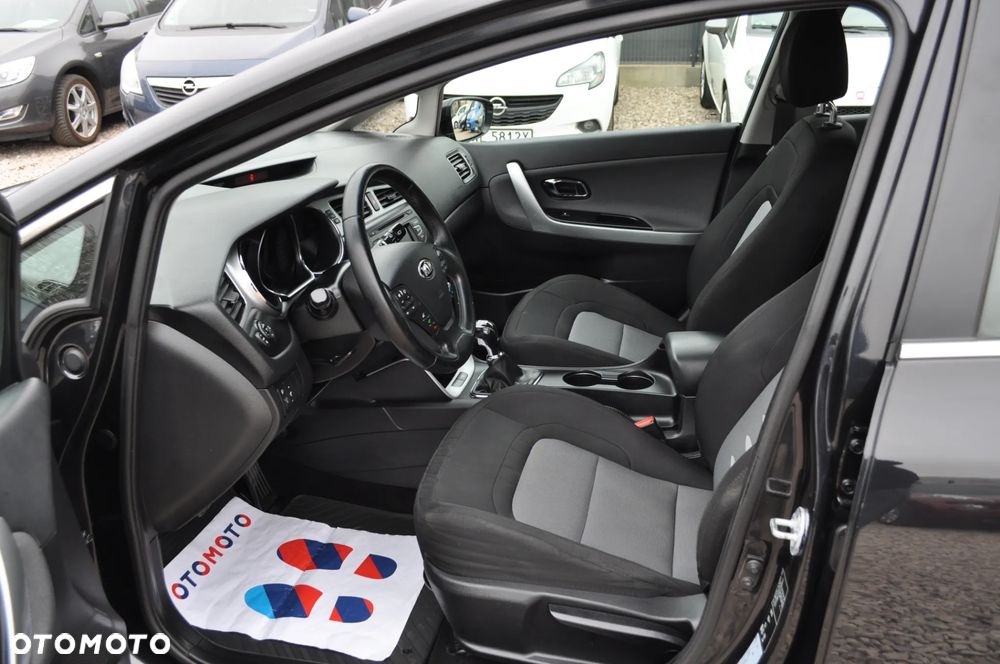 Kia Ceed 1.6 GDI Edition 7 - 13