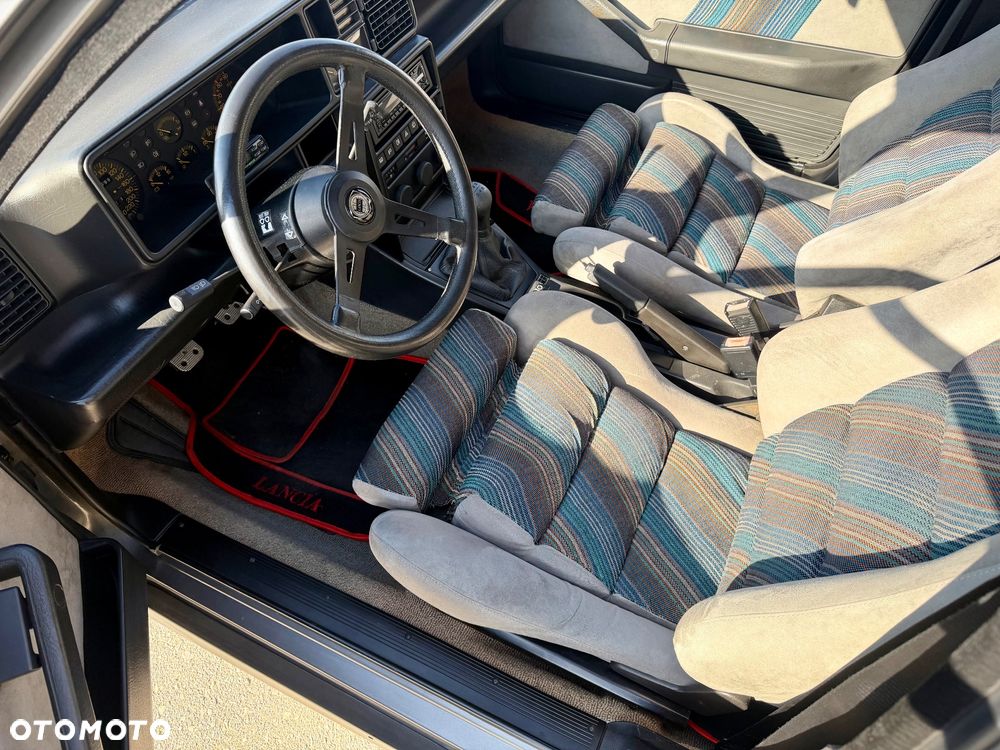 Lancia Delta - 15