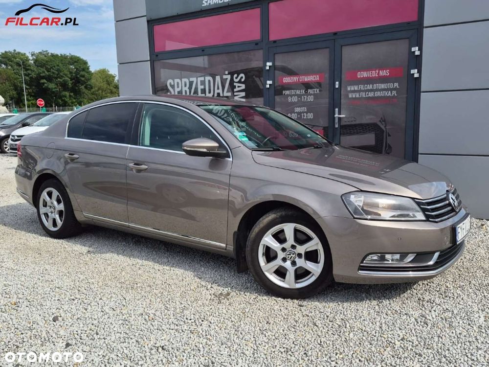Volkswagen Passat - 23
