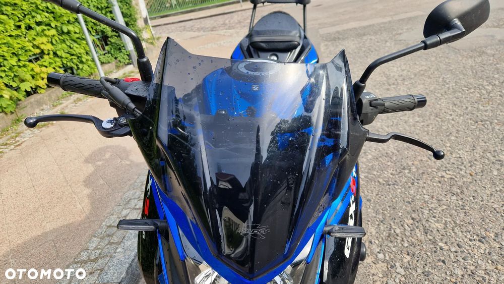 Suzuki GSX - 5