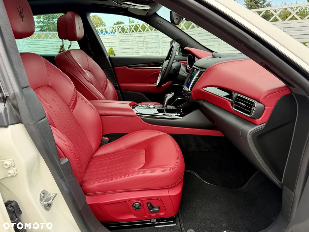 Maserati Levante S Q4 - 5