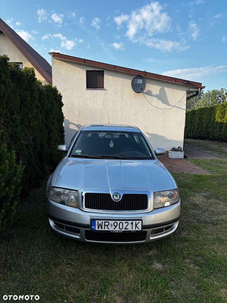 Skoda Superb 2.5 TDI Comfort - 1