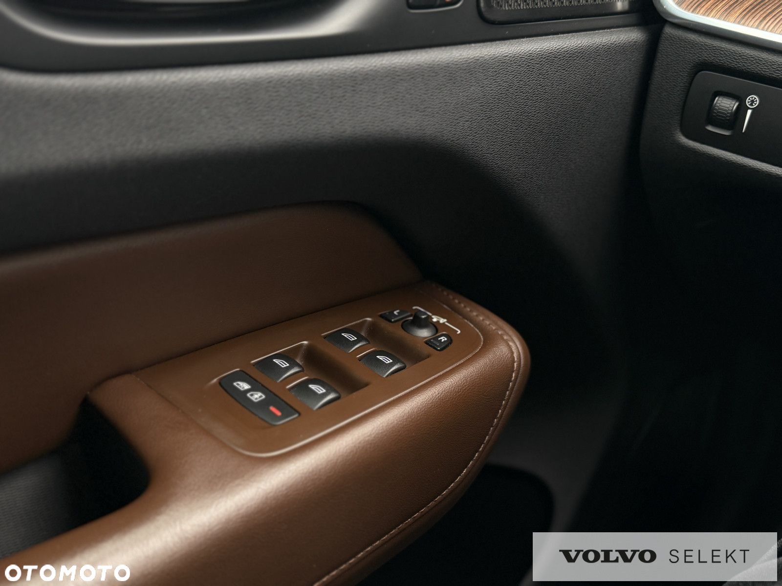 Volvo XC 60 - 30