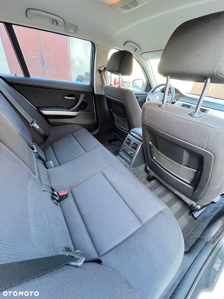 BMW Seria 3 - 11