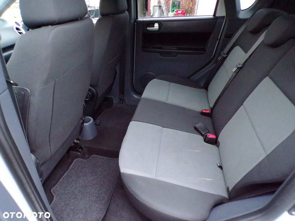 Mitsubishi Colt - 25