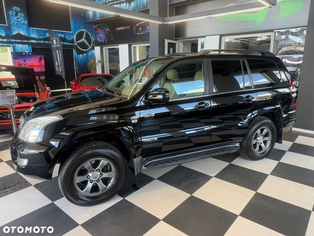 Toyota Land Cruiser - 3