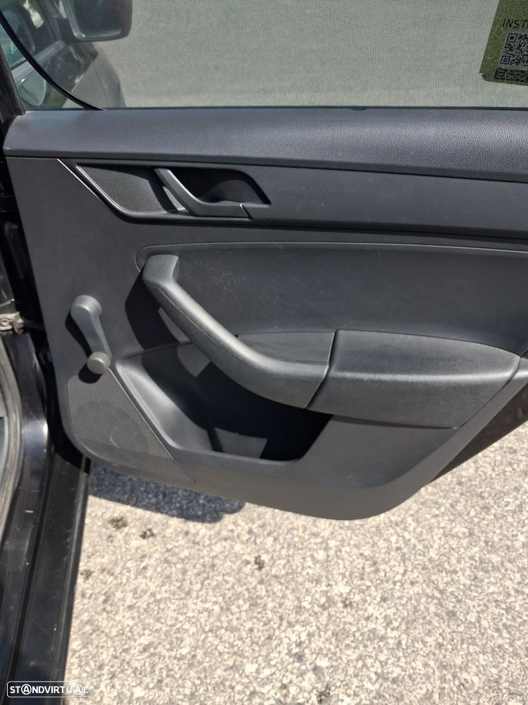 Skoda Rapid 1.6 TDI Edition - 11