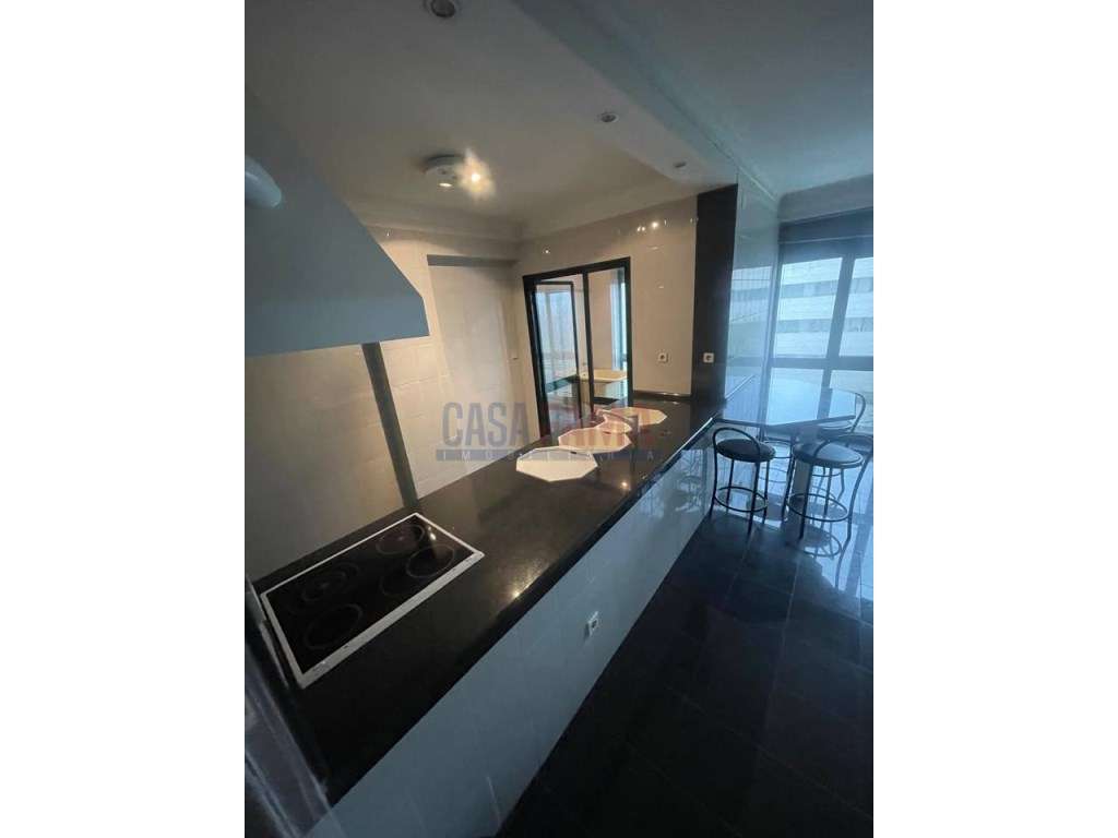 Apartamento T4 para venda no centro de Santo Tirso - Grande imagem: 5/25