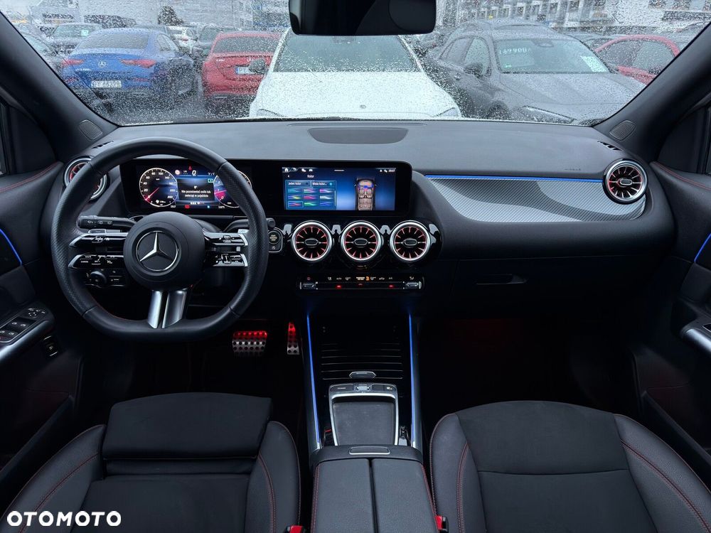 Mercedes-Benz GLA 200 AMG Line - 18