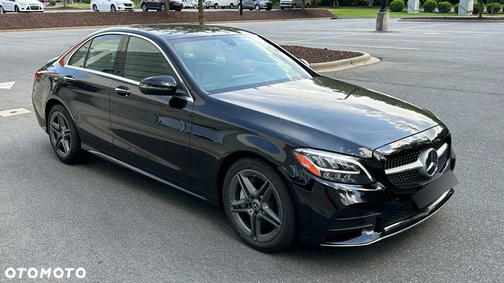 Mercedes-Benz Klasa C 300 9G-TRONIC AMG Line - 5