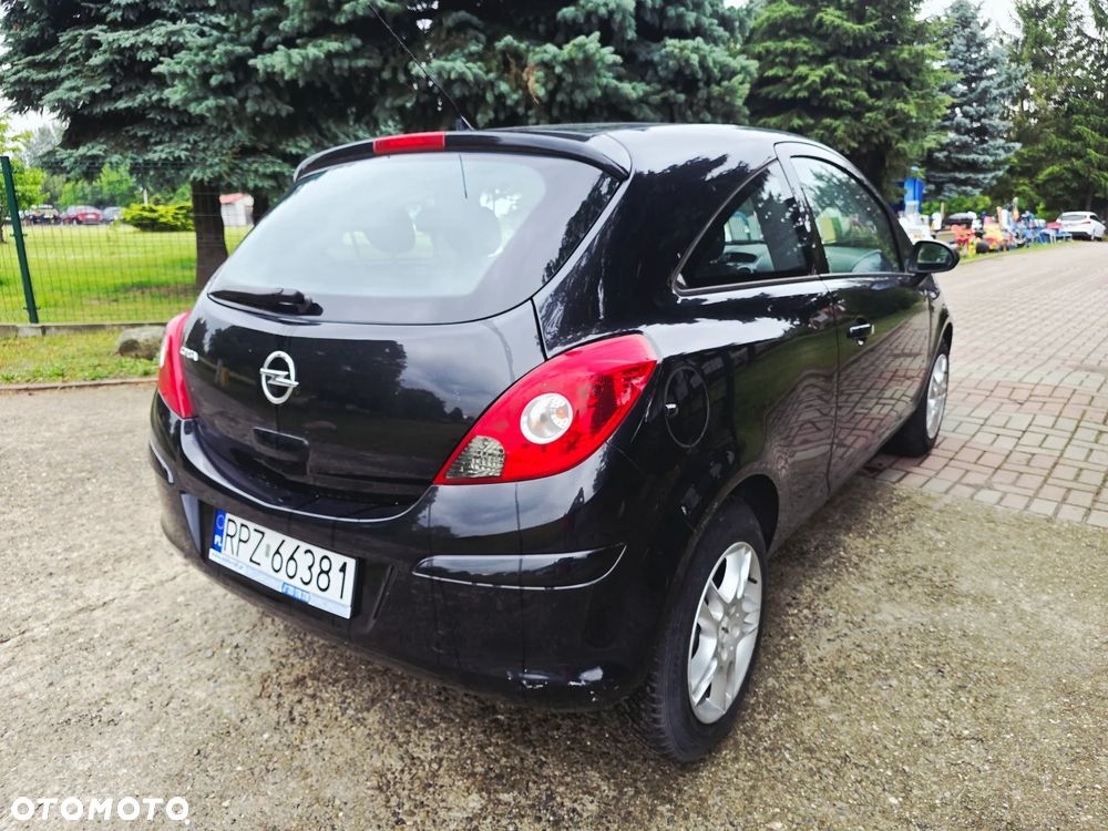 Opel Corsa - 3
