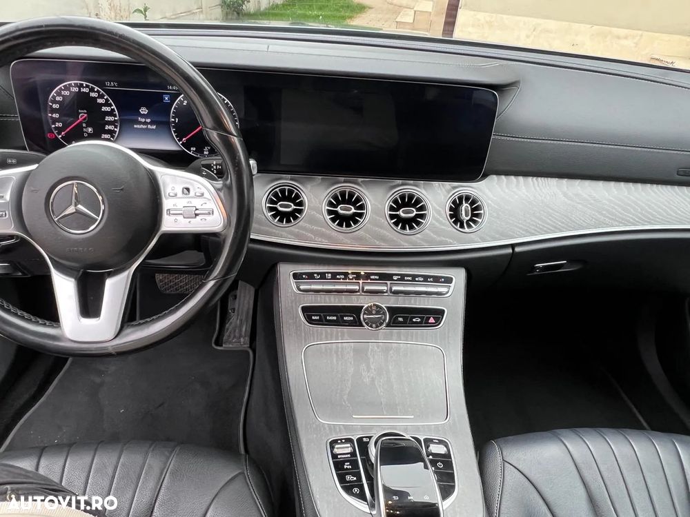 Mercedes-Benz CLS 350 d 4MATIC Aut - 3