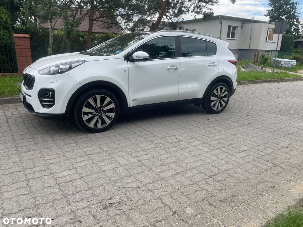Kia Sportage 2,0 CRDI AWD Platinum - 8