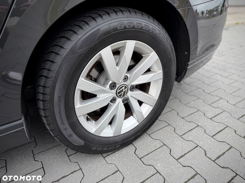 Volkswagen Passat 1.5 TSI EVO Business - 19