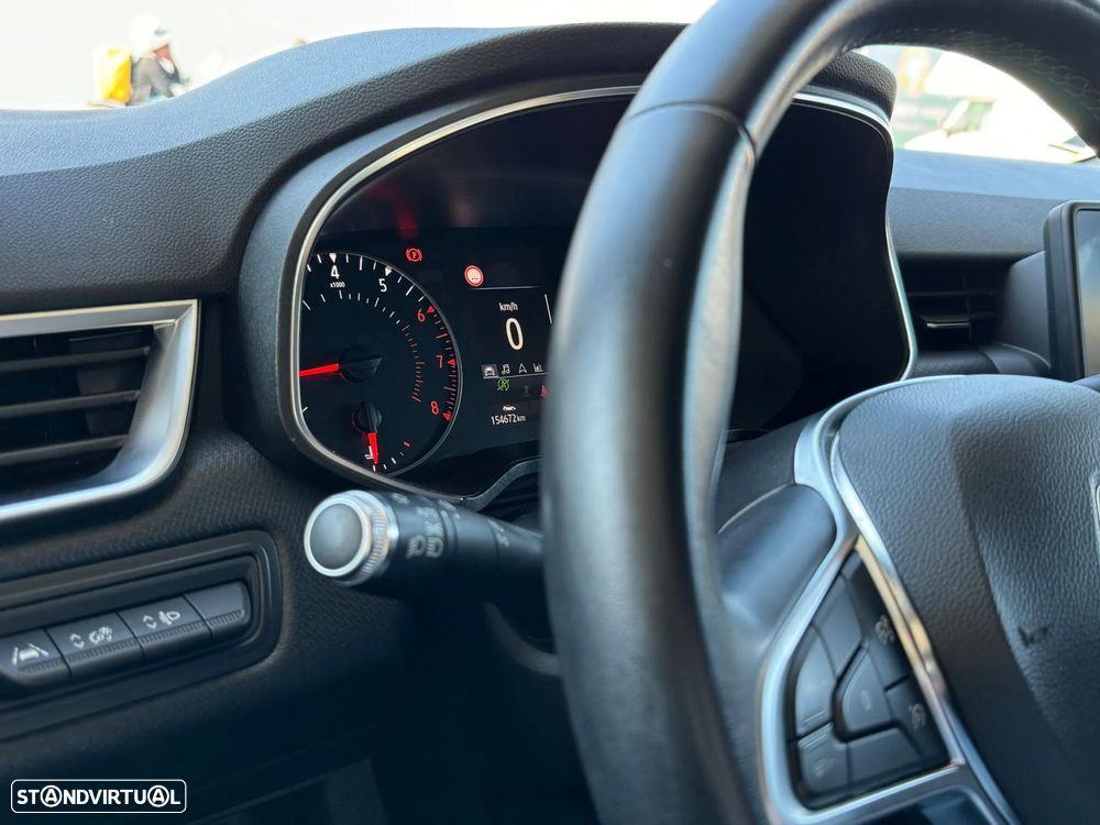 Renault Clio 1.0 TCe Limited Bi-Fuel - 4