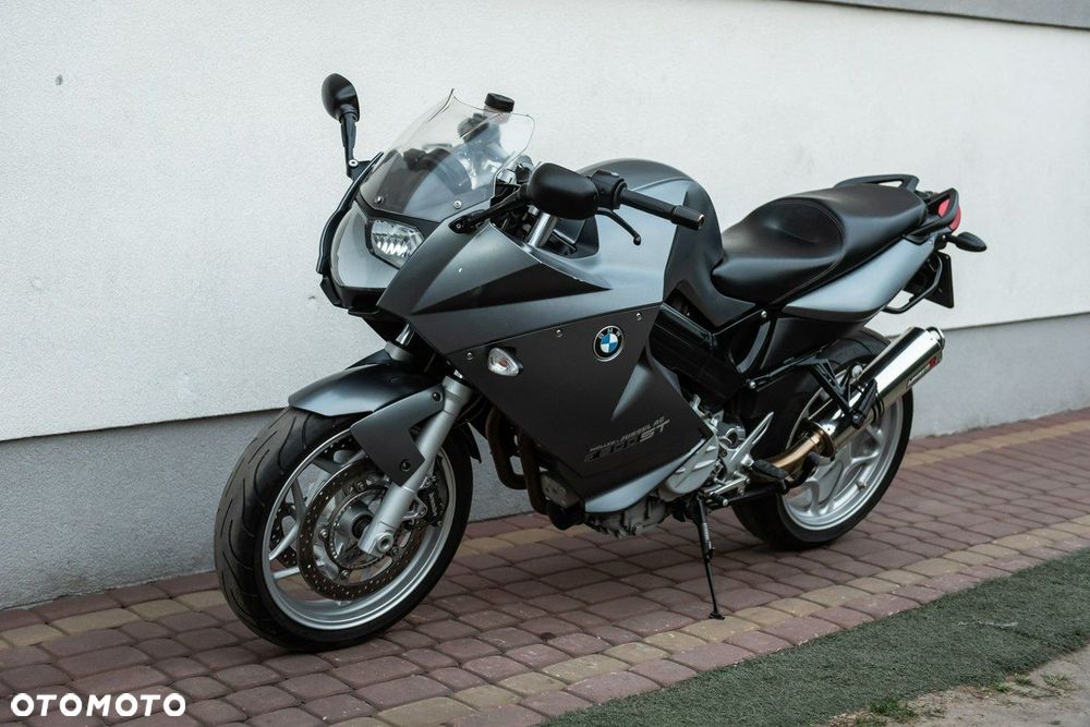 BMW F - 6