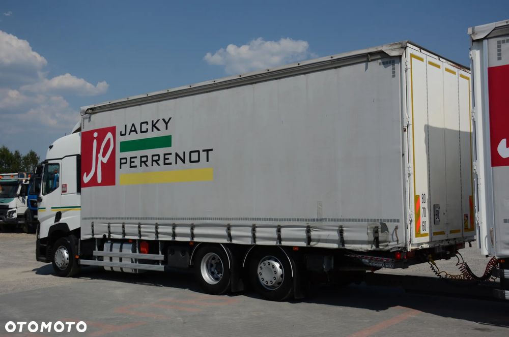 Renault T 480 / 2017r / Tandem / Przejazdowy / Niski przebieg / Skrętna oś / Klima postojowa / FRUEHAUF - 13