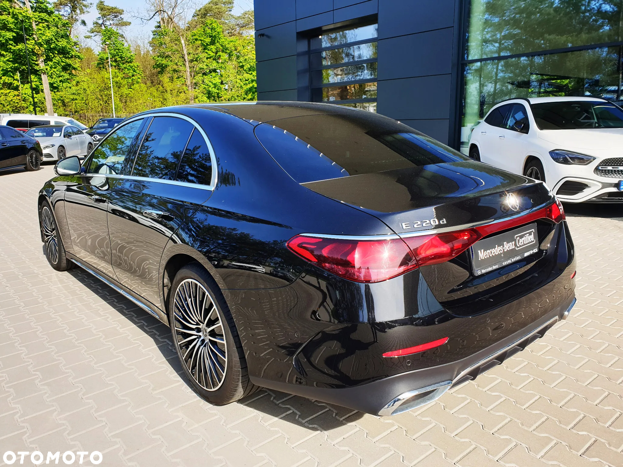 Mercedes-Benz Klasa E 220 d 4-Matic AMG - 5